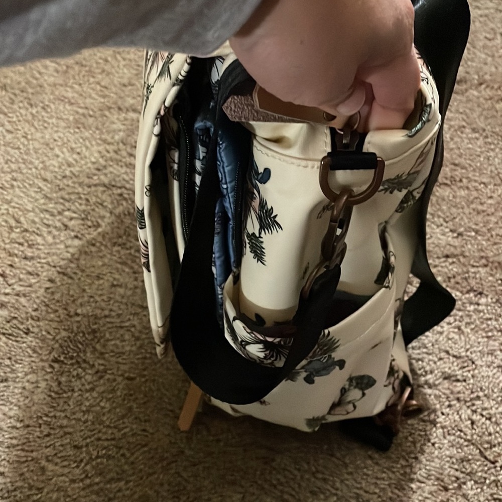 Diaper bag - Picture 5 of 6